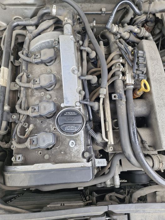 Silnik 1.8T audi AVJ