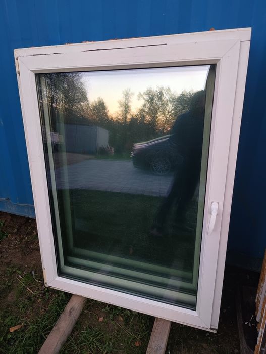 Okno 110x143 4szt palisander plastikowe rozwierno uchylne