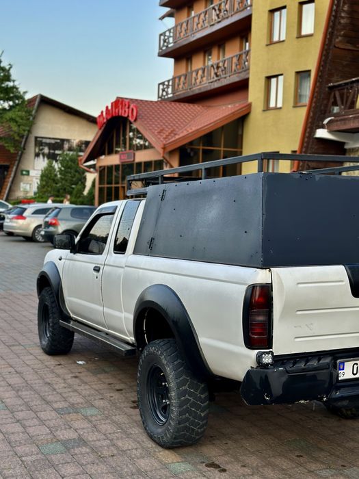 Продам Nissan Navara