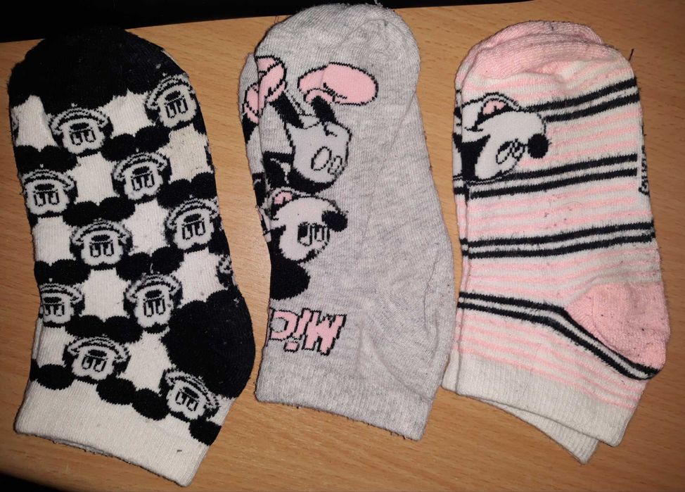 Skarpetki stopki dziewczęce 25-28 17 szt cena za całość