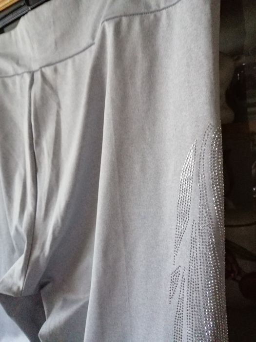 Leginsy nowe z aplikacja