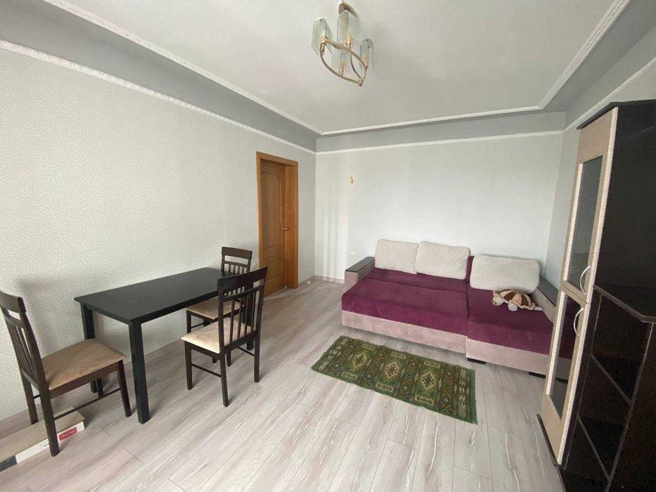 Apartment in Kyiv, Chokolivka - View 2