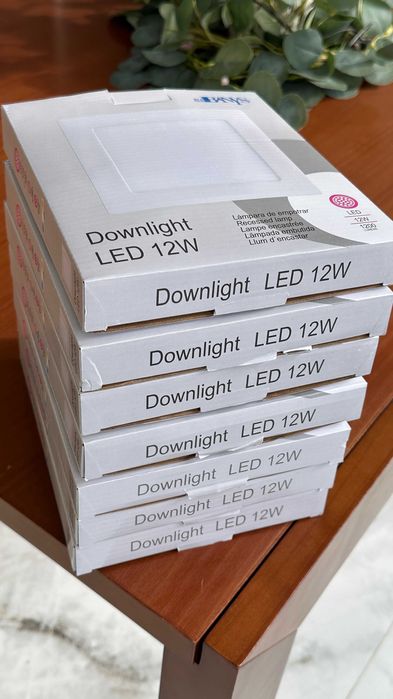 Downlight LED quadrado branco 12w frio