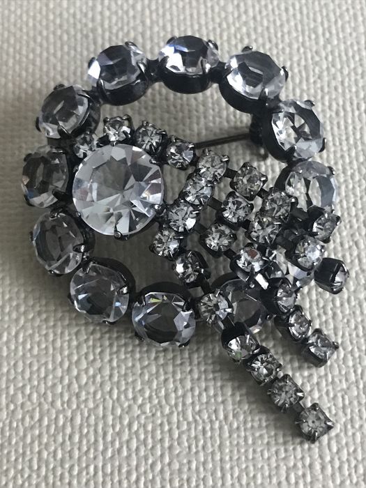 Вінтажні брошки стара Чехія