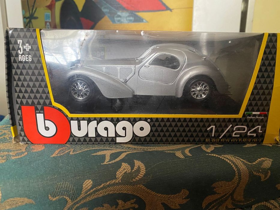 Veículos escala 1/24