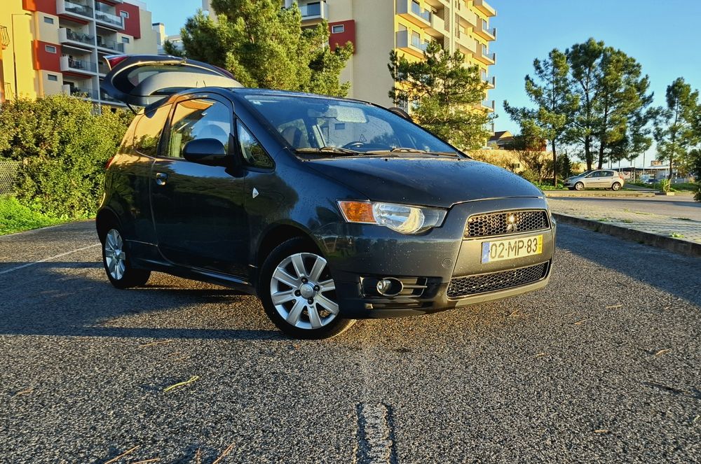 Mitsubishi colt CZ3 1.3 caixa automática/can automático