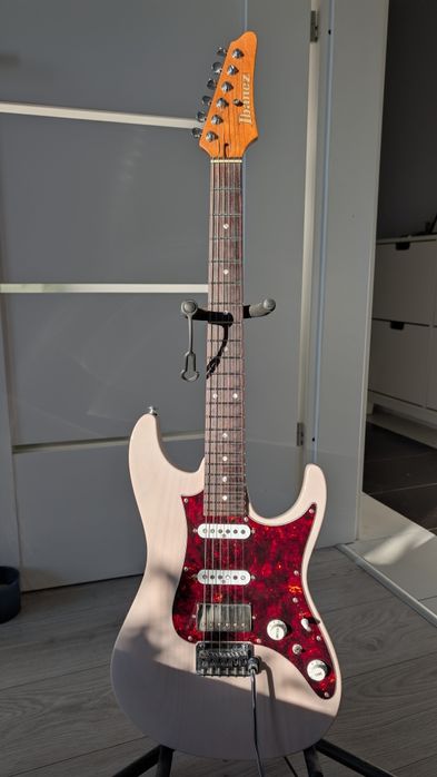 Ibanez AZ2204N Prestige AWD Gitara elektryczna