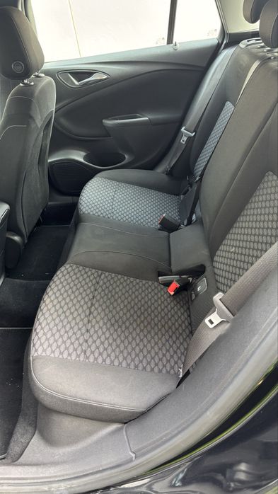 Opel Astra K 1.6 CDTI 110cv • Carrinha • 2017 • 176.000km