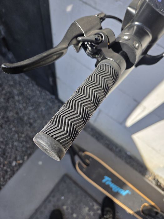 Електросамокат Frugal Impulse Black стан нового