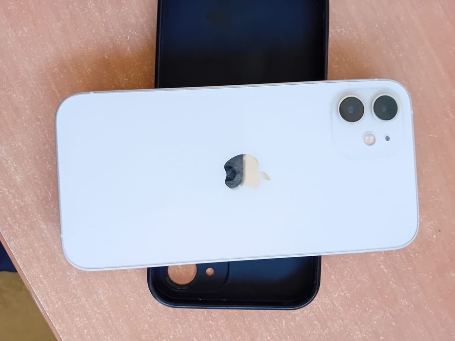 Iphone 12 como novo