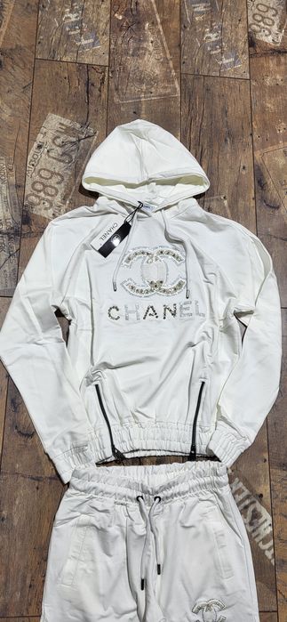 Dres damski premium biały bawełna zdobiony logo S M
