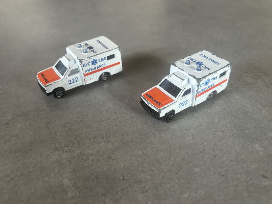 Resoraki Majorette 2X Ambulance Ambulans