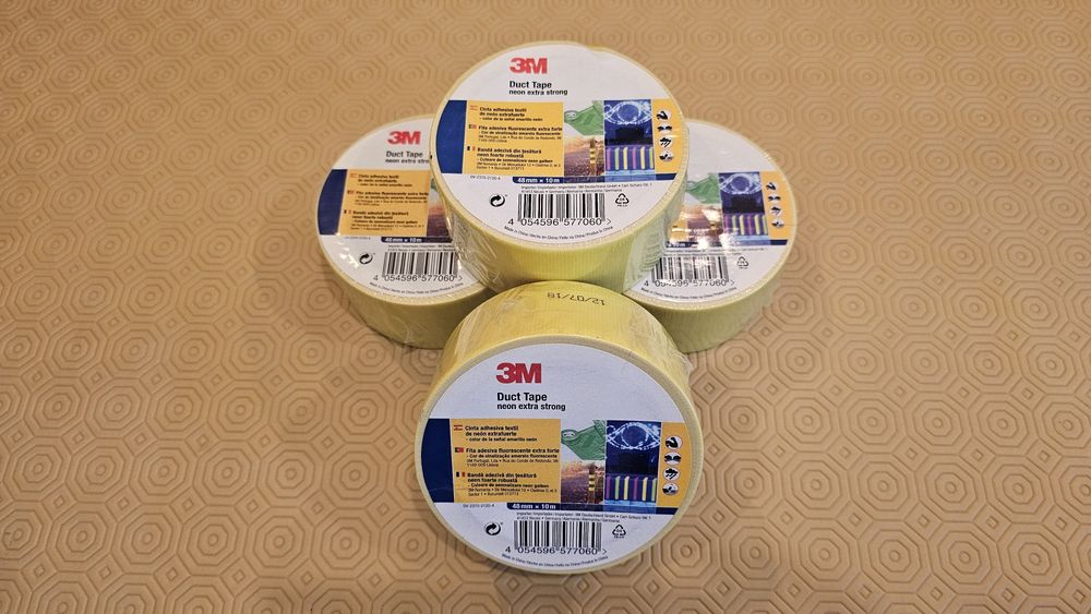 3M Extra-Strong Fluorescent Tape64585403331714122