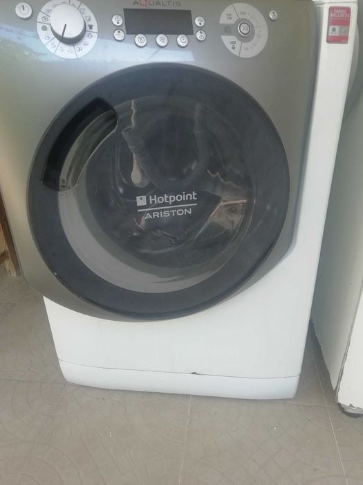 Vendo  máquina de lavar roupa.