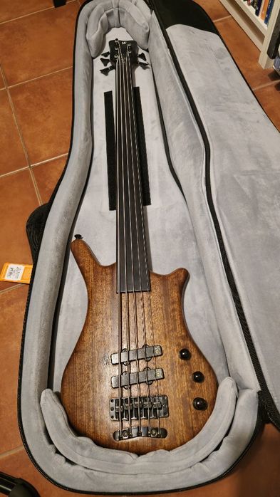 Warwick Thumb Bo Fretless
