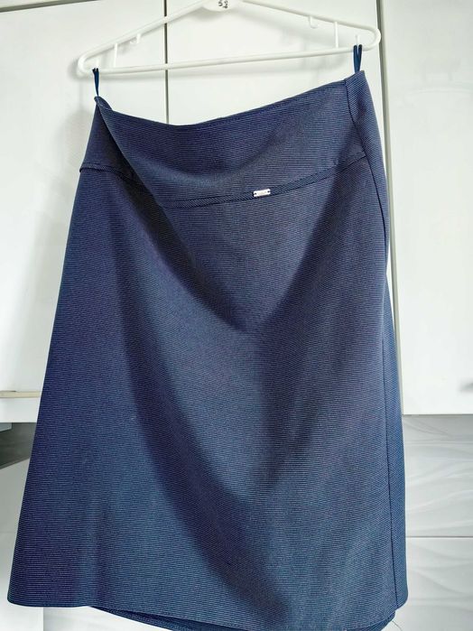 Elegancka 48 spódnica 3XL granatowa damska