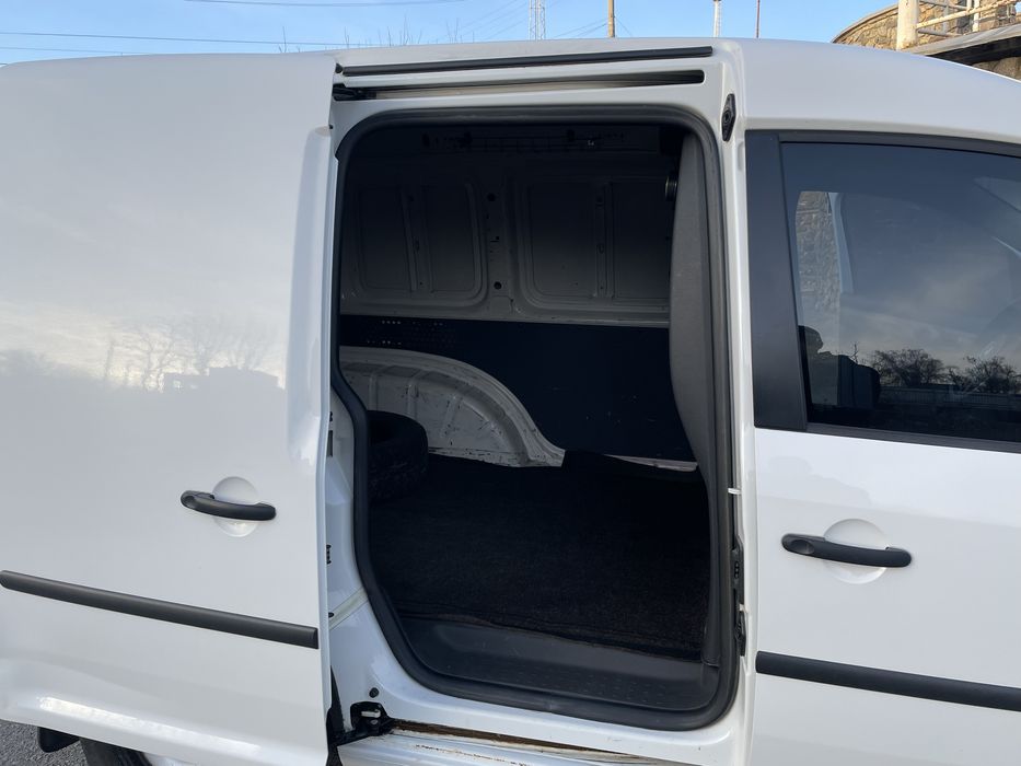 Volkswagen Caddy 2012
