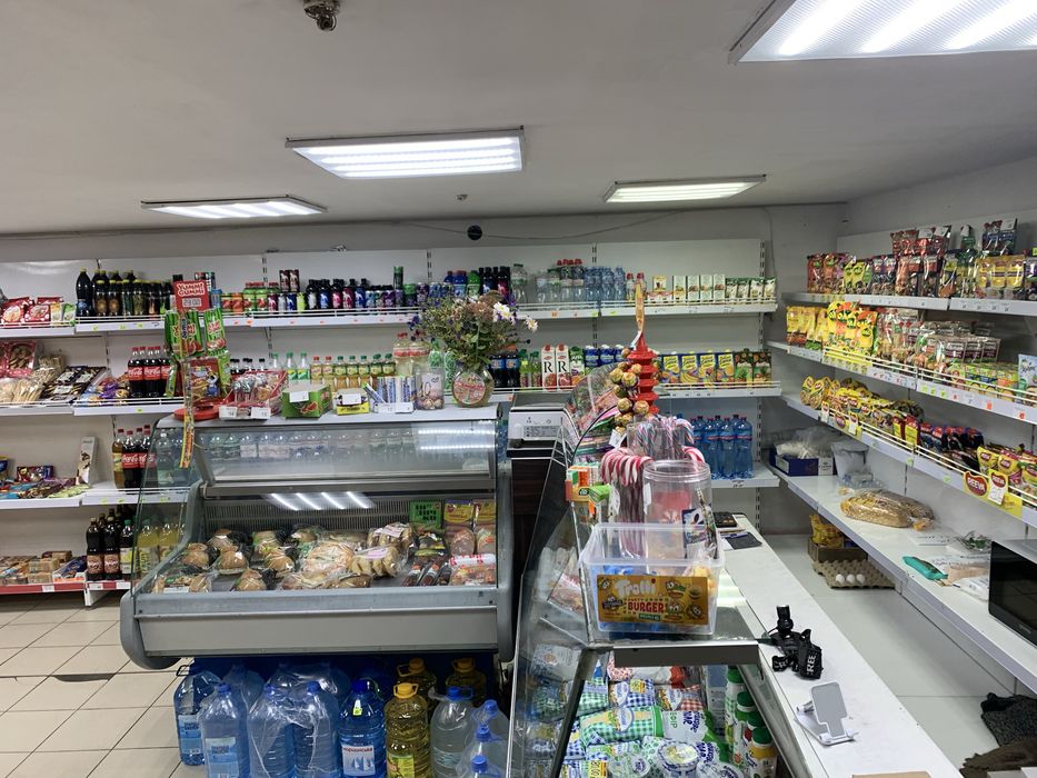 Продуктовий магазин самообслуговування!