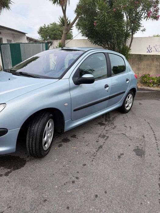 Peagout 206 1.1 i Hatchback 2001