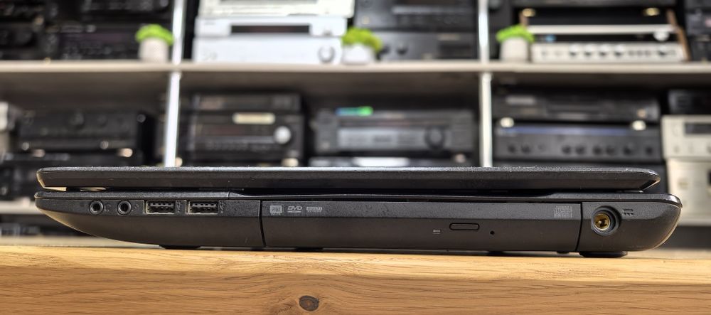 Ноутбук Packard Bell VAB70/AMD E450/Ram 4Gb DDR3 /HDD no /БЖ є
