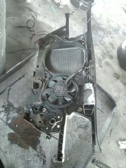 Pas przedni kompletny Audi a6 c5 2.4v6