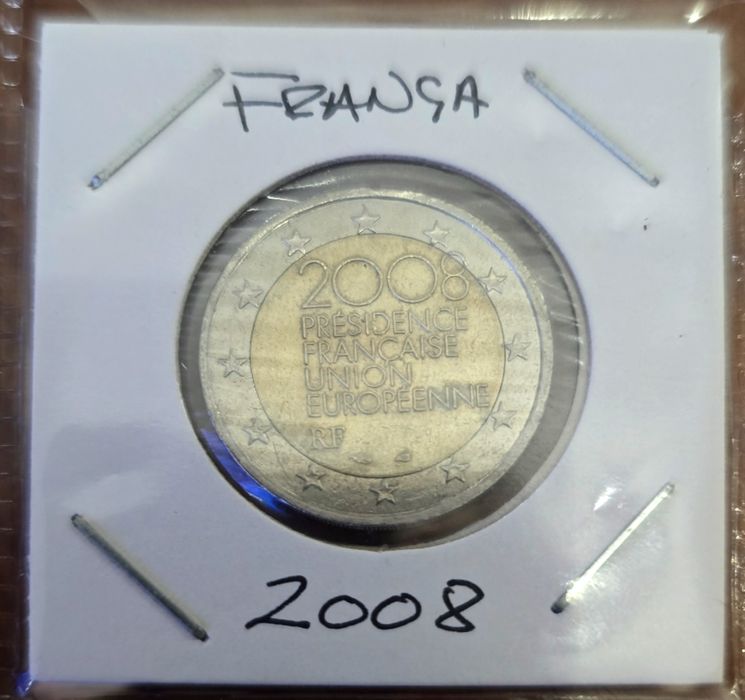 Moedas comemorativas 2euro, circulas e não circuladas.
Varios anos.

A