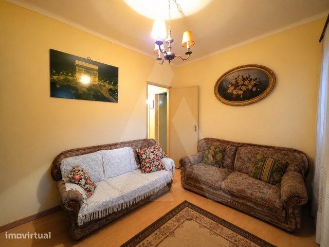 Moradia T3 com terreno localizada na Povoa do Paço!