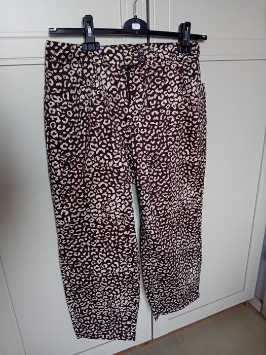 Spodnie damskie firmy Tu woman rozmiar 16 tj 44/46