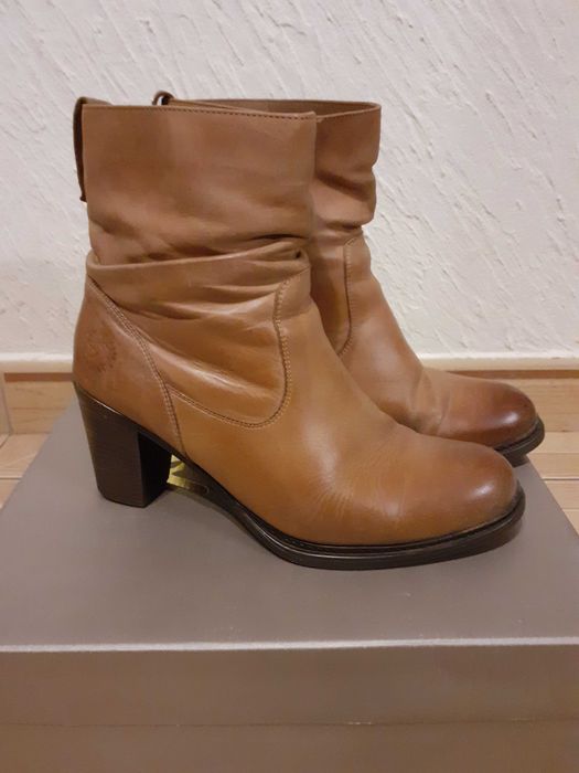 Botki ze skóry 39