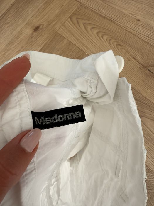 Spodenki białe roz S