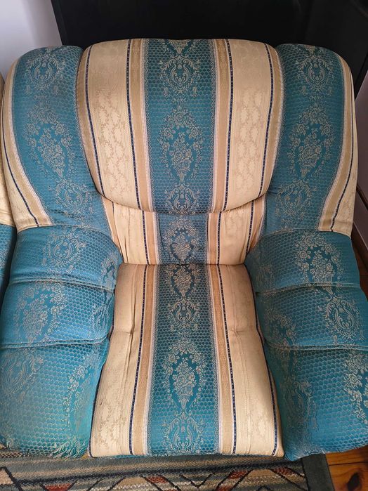 Sprzedam sofę i 2 fotele