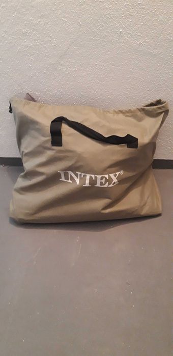 Colchão insuflável Intex (L152 x P203 x A46)