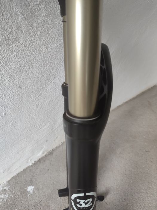 Suspensão Fox 32