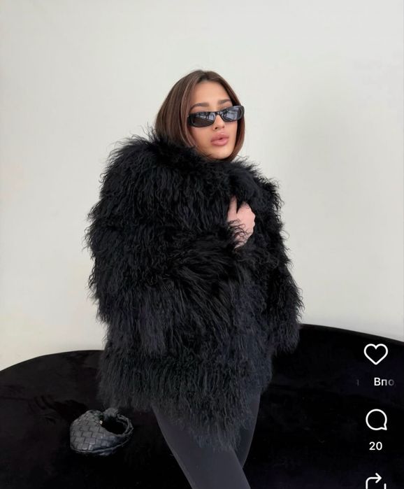 Шуба лама чорна