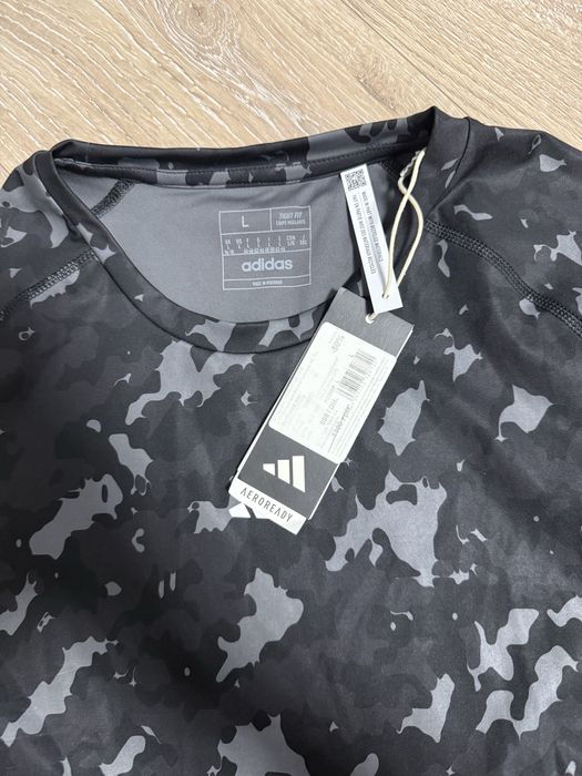 Топ спортивний adidas L