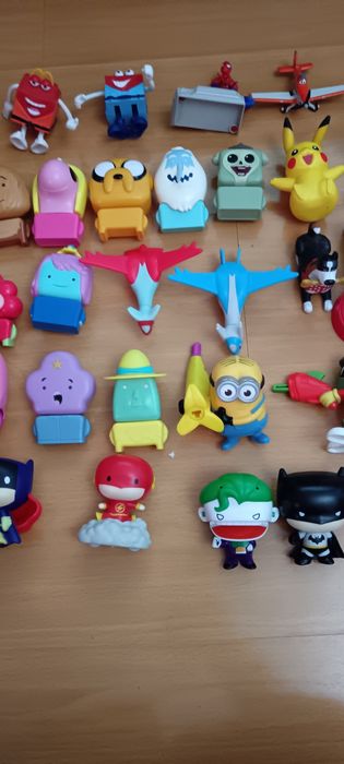 Bonecos variados (40 unidades)