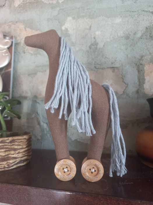 Конячка текстильна