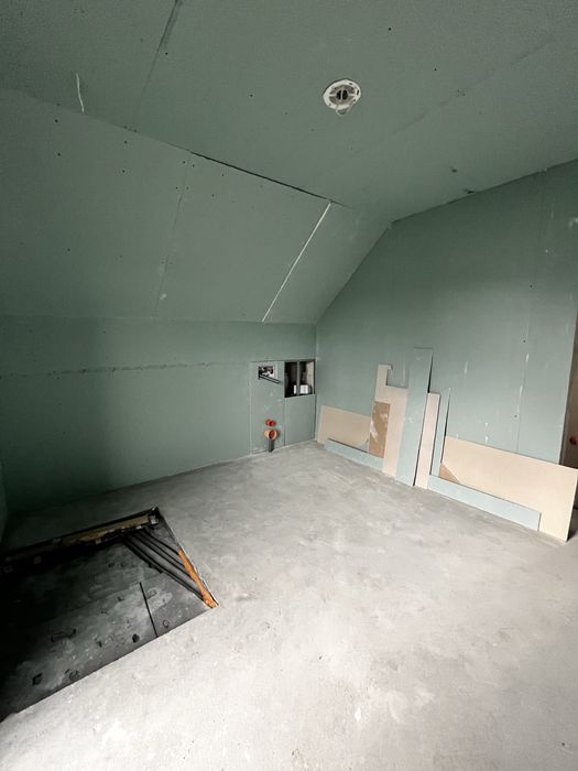 Sprzedam dom w trakcie budowy.