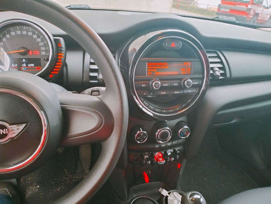 MINI ONE 1500cc-2014