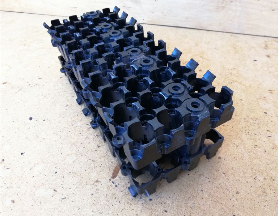 Холдери для акумуляторів 18650