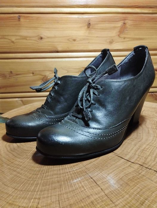 Buty damskie skórzane jesienne