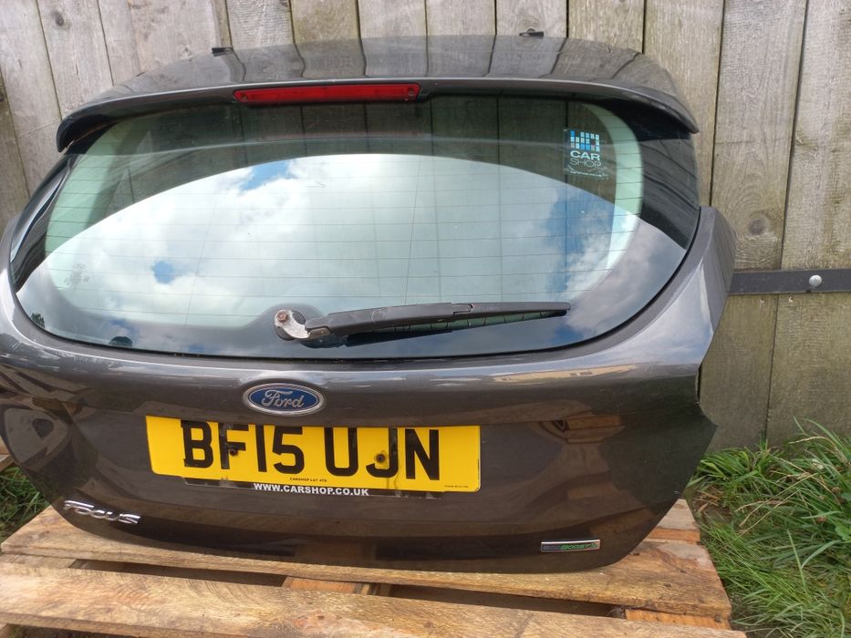 Klapa bagażnika kompletna ford Focus mk3 lift hatchback  hb