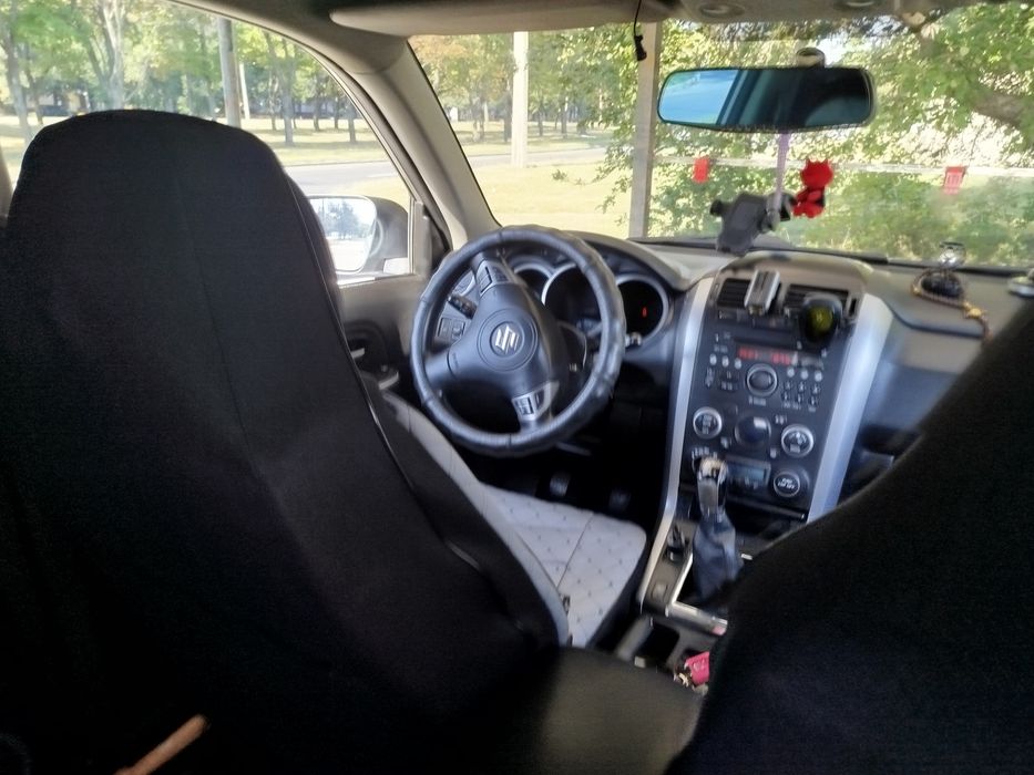 Suzuki grand vitara 2010