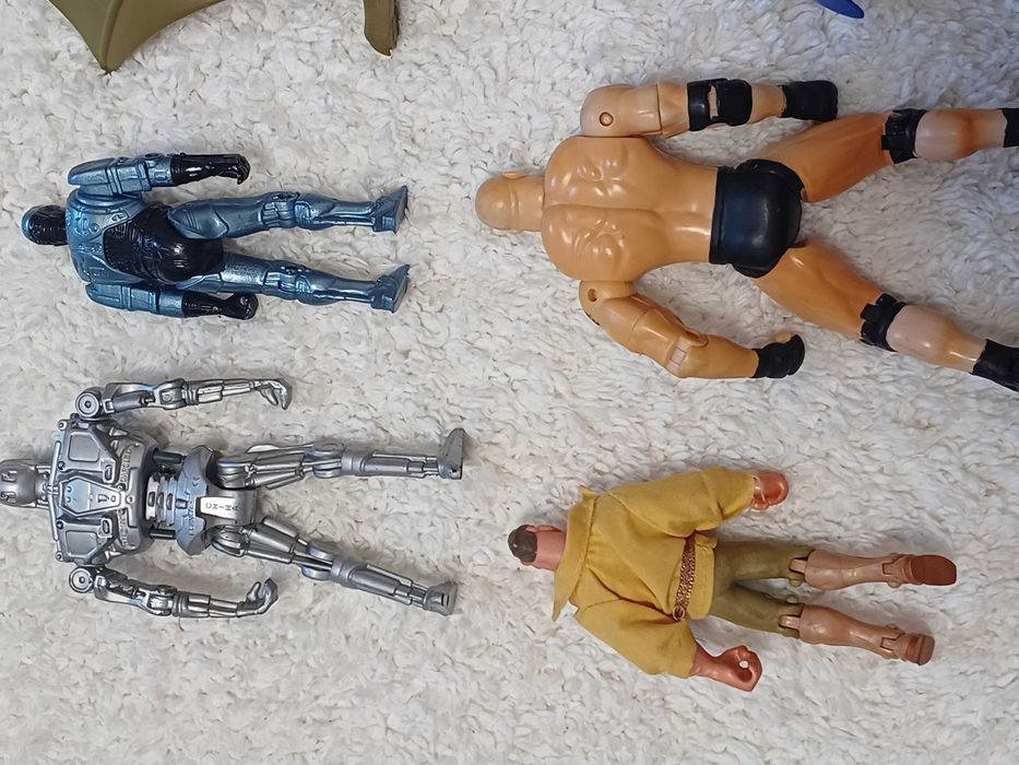 WCW Goldberg Terminator T-800 Robocop Tarzan