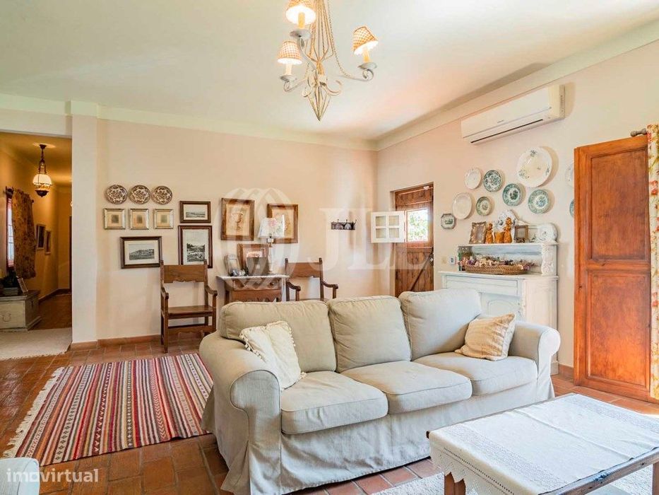 Traditional 3-Bedroom Villa in Alentejo Style with Garden in Alcácer do Sal