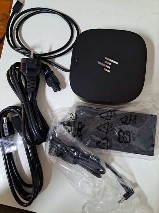 Dock station HP novo