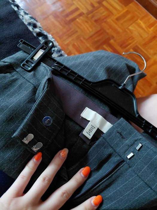 4 Calças H&M + 1 Calção Mango – Como Novos | Tamanho 40 / S