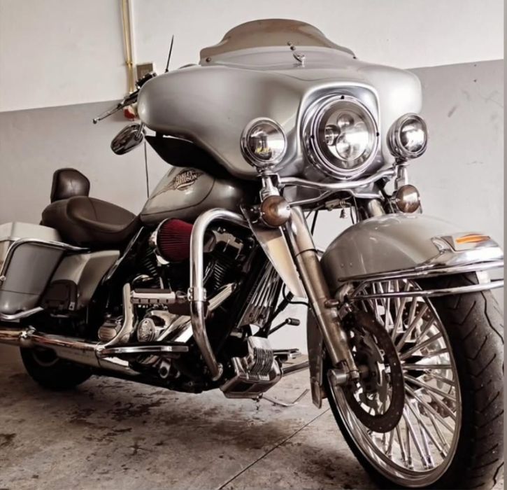Harley eletra glide
