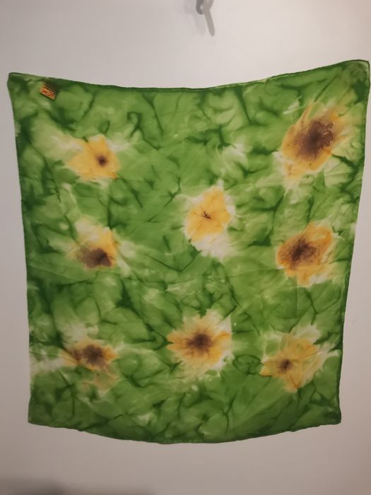 Chusta, apaszka 100 % Silk Atmosphere, odcienie zieleni