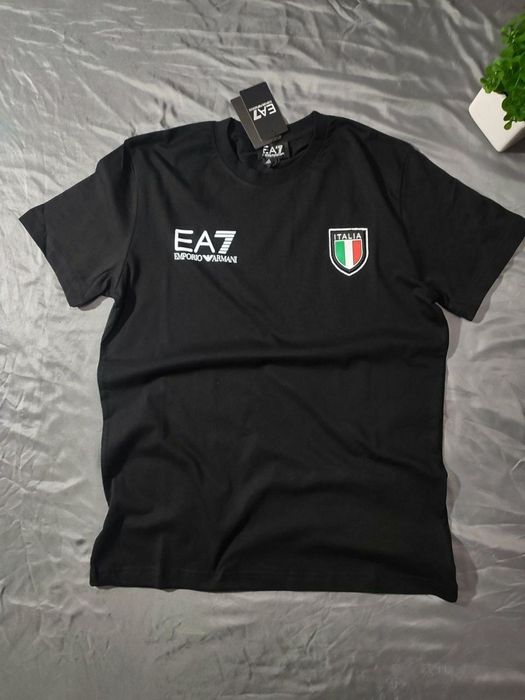 Розпродаж!!! Футболка EA7, футболки чорні та білі , s-xxl, 100% cotton